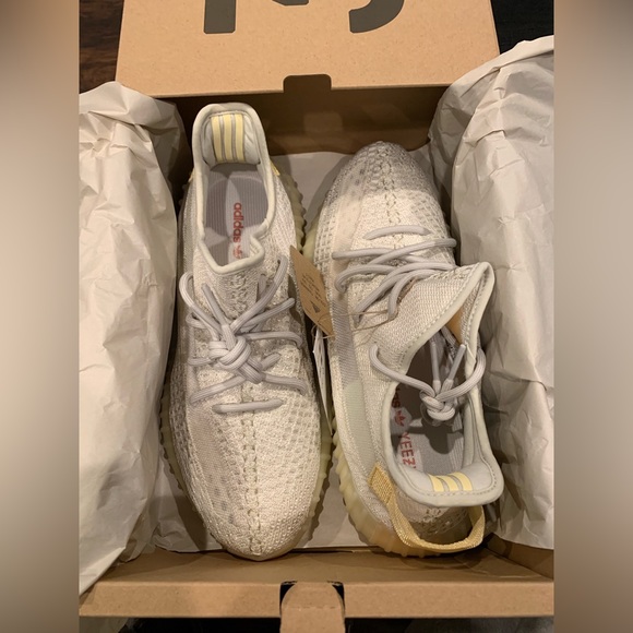YEEZY BOOST 350 V2 - Picture 5 of 5